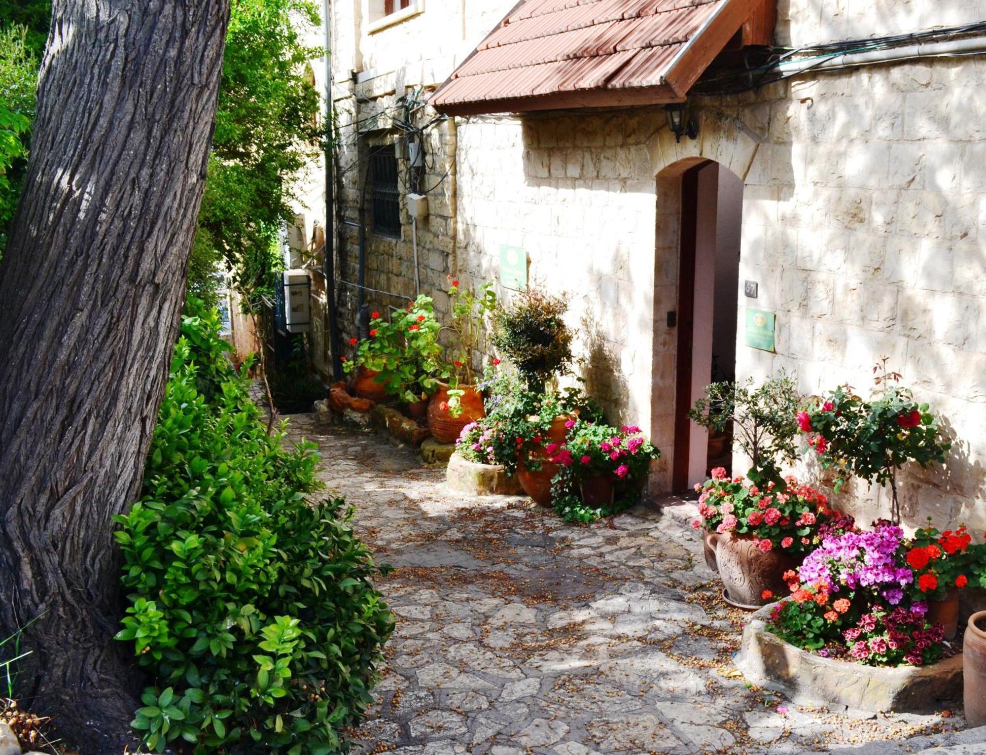 Palacio Domain - Stylish European Luxury Boutique Hotel Цфат Экстерьер фото